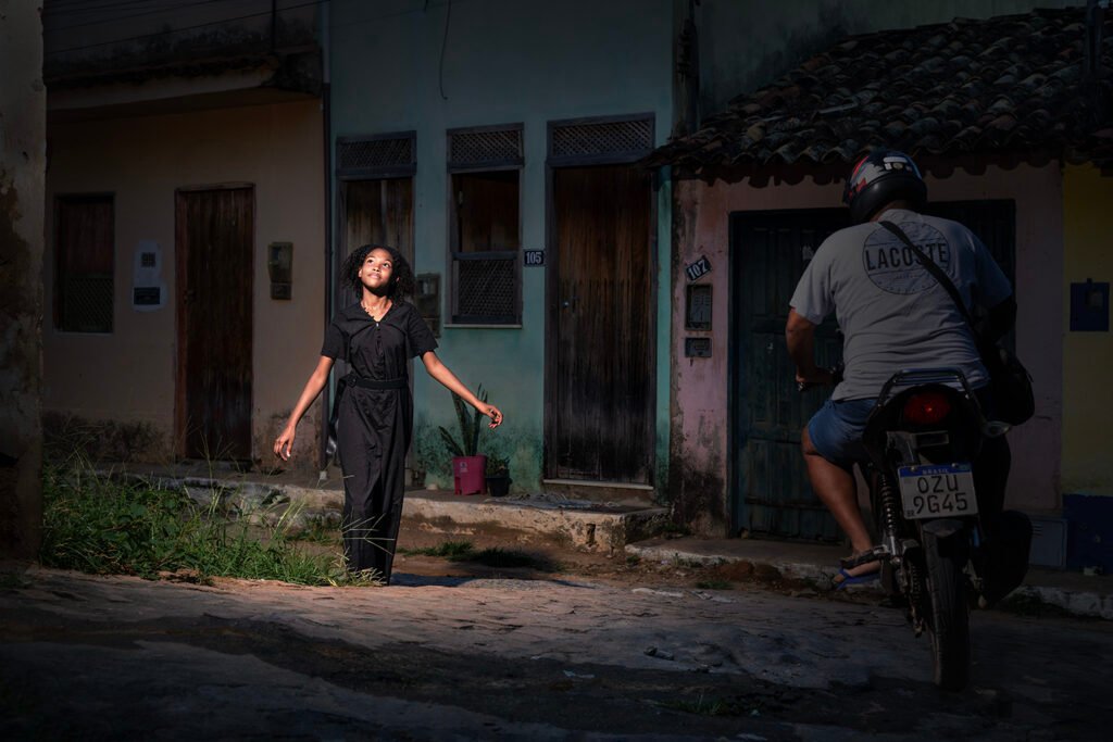 Portrait of Ana Vitoria - Stories in Light Brazil by Susanne Reuling